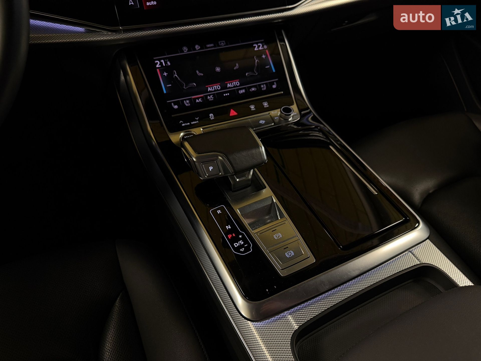 Audi Q8 2020 VIN WAUZZZF10MD012629 фото оголошення 43 з 54