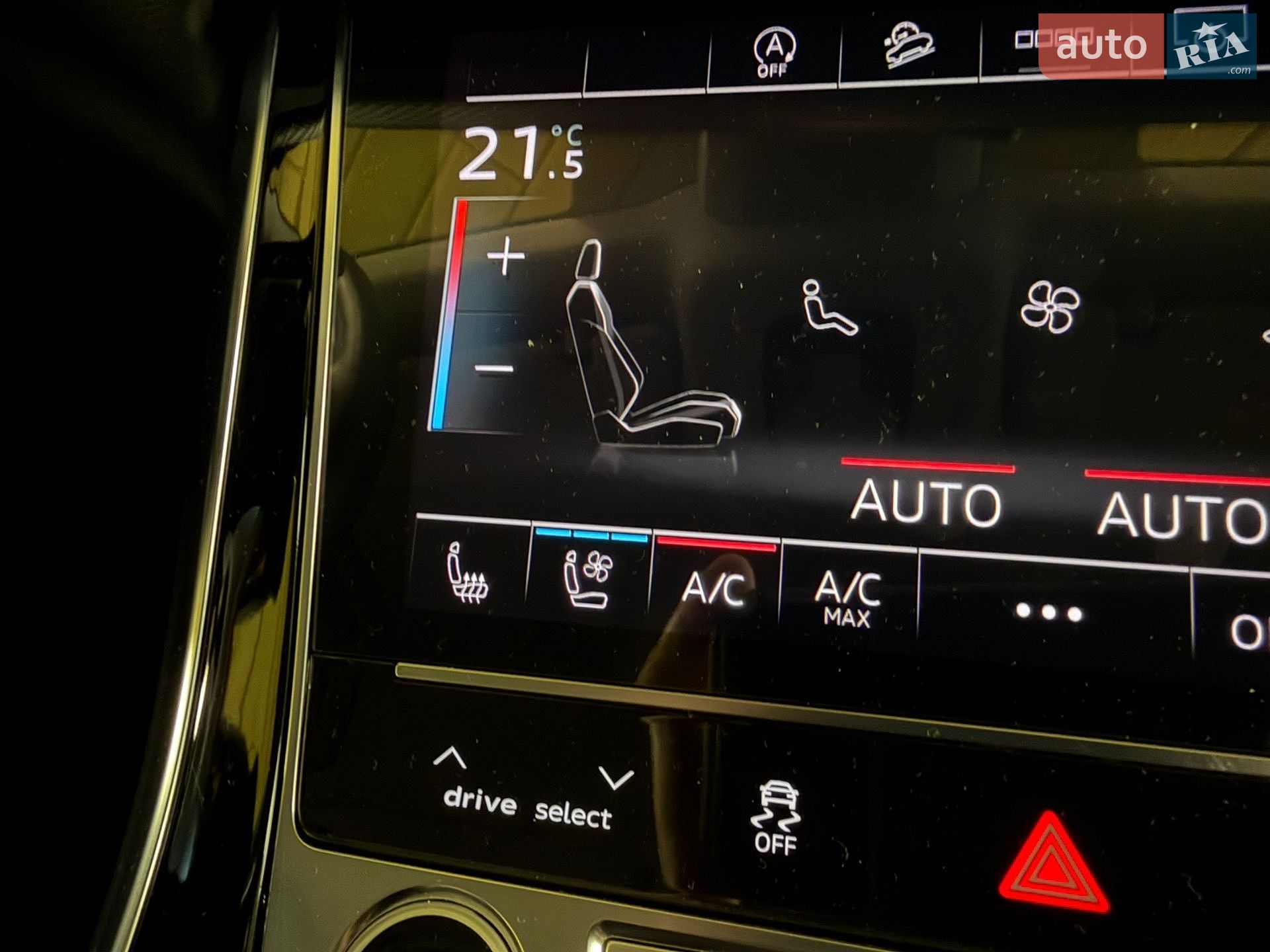 Audi Q8 2020 VIN WAUZZZF10MD012629 фото оголошення 48 з 54