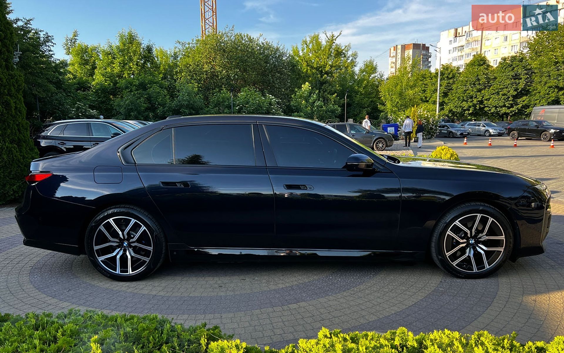 BMW i7 2023 VIN WBY53EJ09RCP29598 фото оголошення 8 з 30