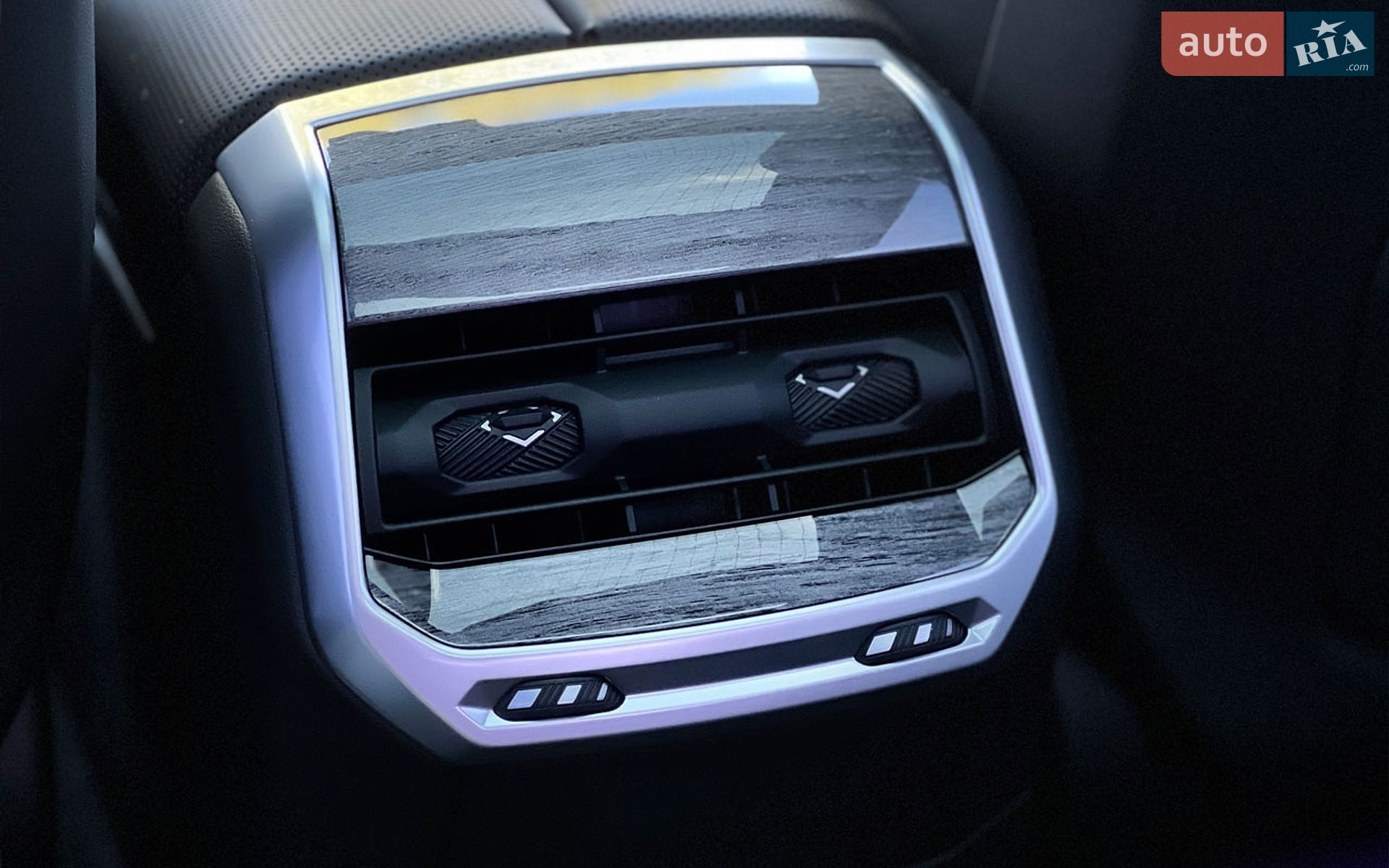 BMW i7 2023 VIN WBY53EJ09RCP29598 фото оголошення 26 з 30