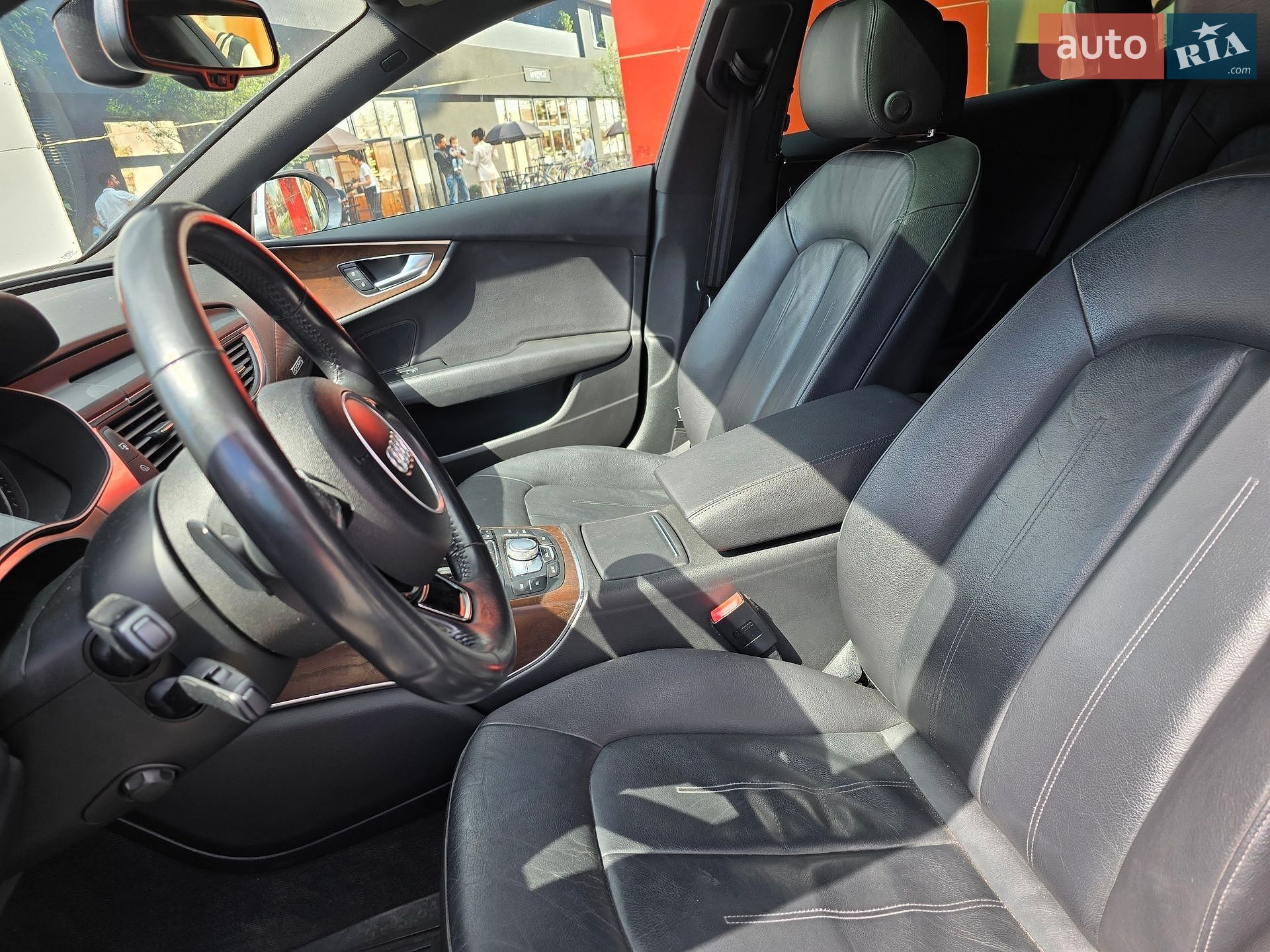 Audi A7 Sportback 2016 VIN WAUWGAFC0GN165683 фото оголошення 11 з 32