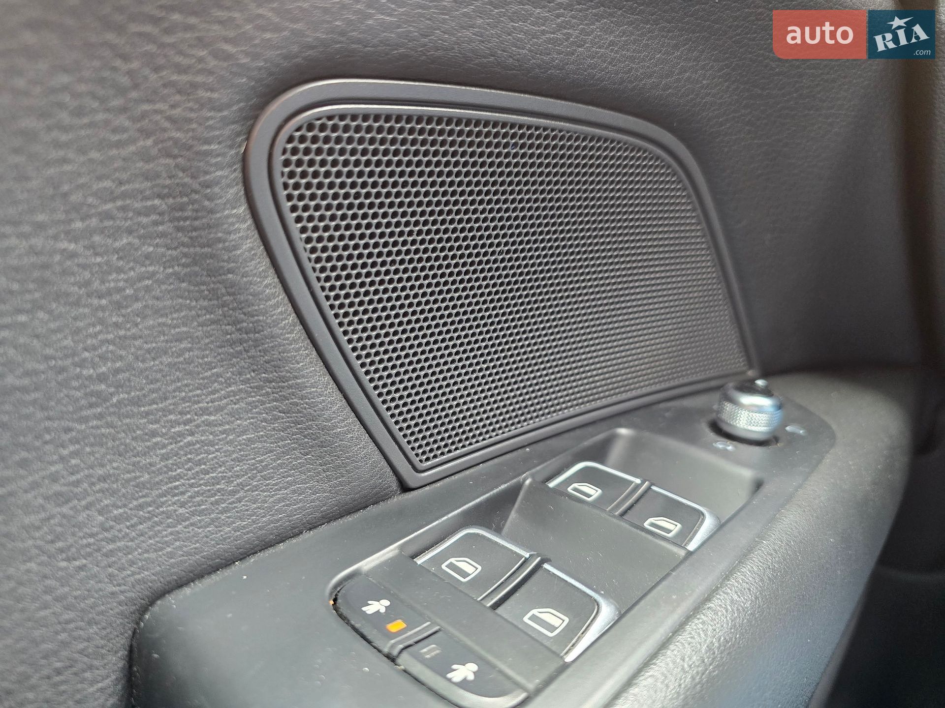 Audi A7 Sportback 2016 VIN WAUWGAFC0GN165683 фото оголошення 22 з 32