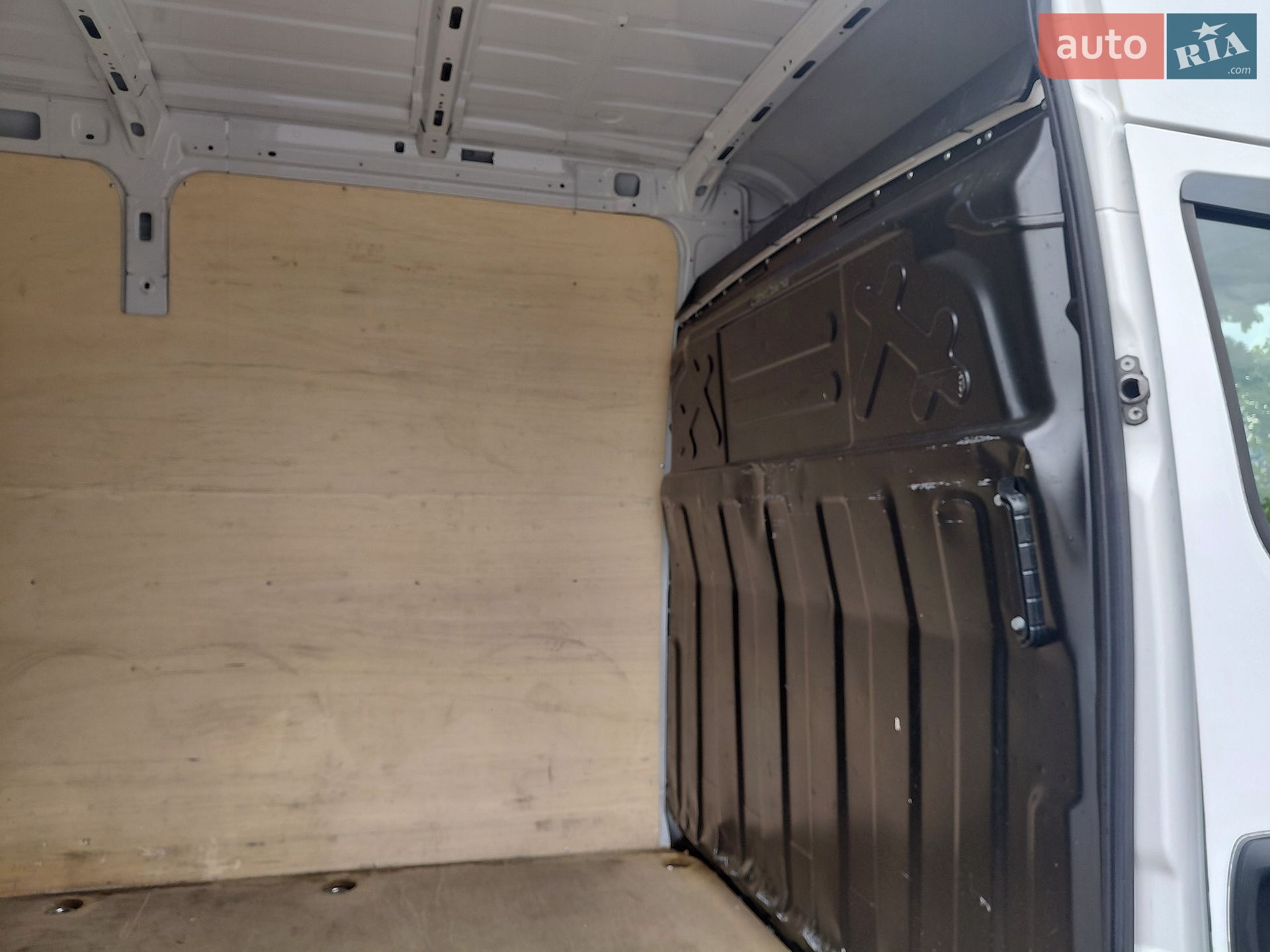 Iveco Daily 2023 VIN ZCFCB35B105474070 фото оголошення 17 з 79