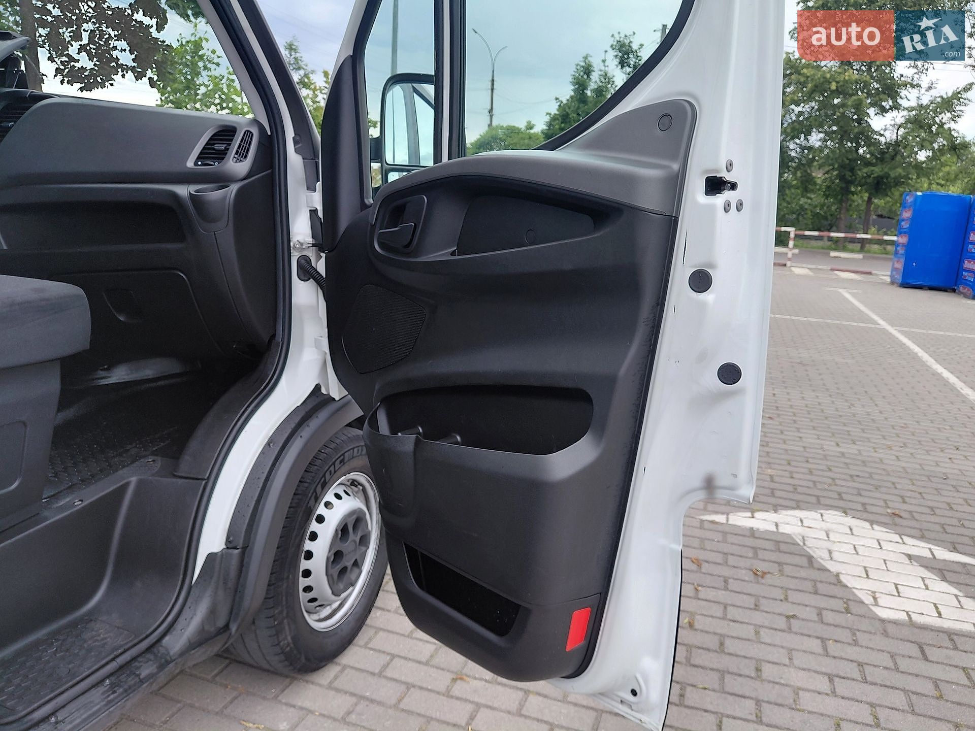 Iveco Daily 2023 VIN ZCFCB35B105474070 фото оголошення 38 з 79