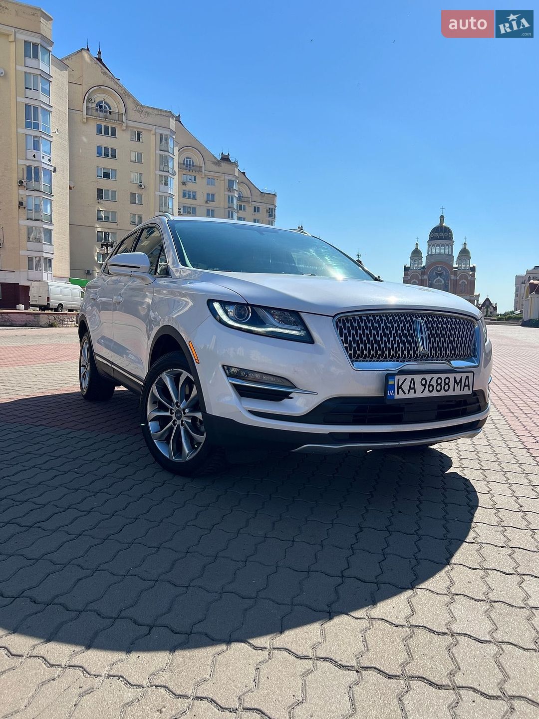 Lincoln MKC 2018 VIN 5LMCJ2D99KUL10053 фото оголошення 9 з 64