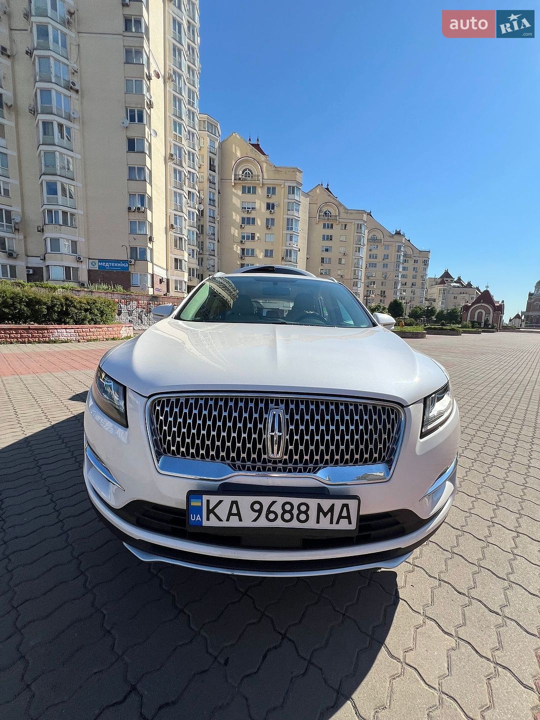 Lincoln MKC 2018 VIN 5LMCJ2D99KUL10053 фото оголошення 27 з 64