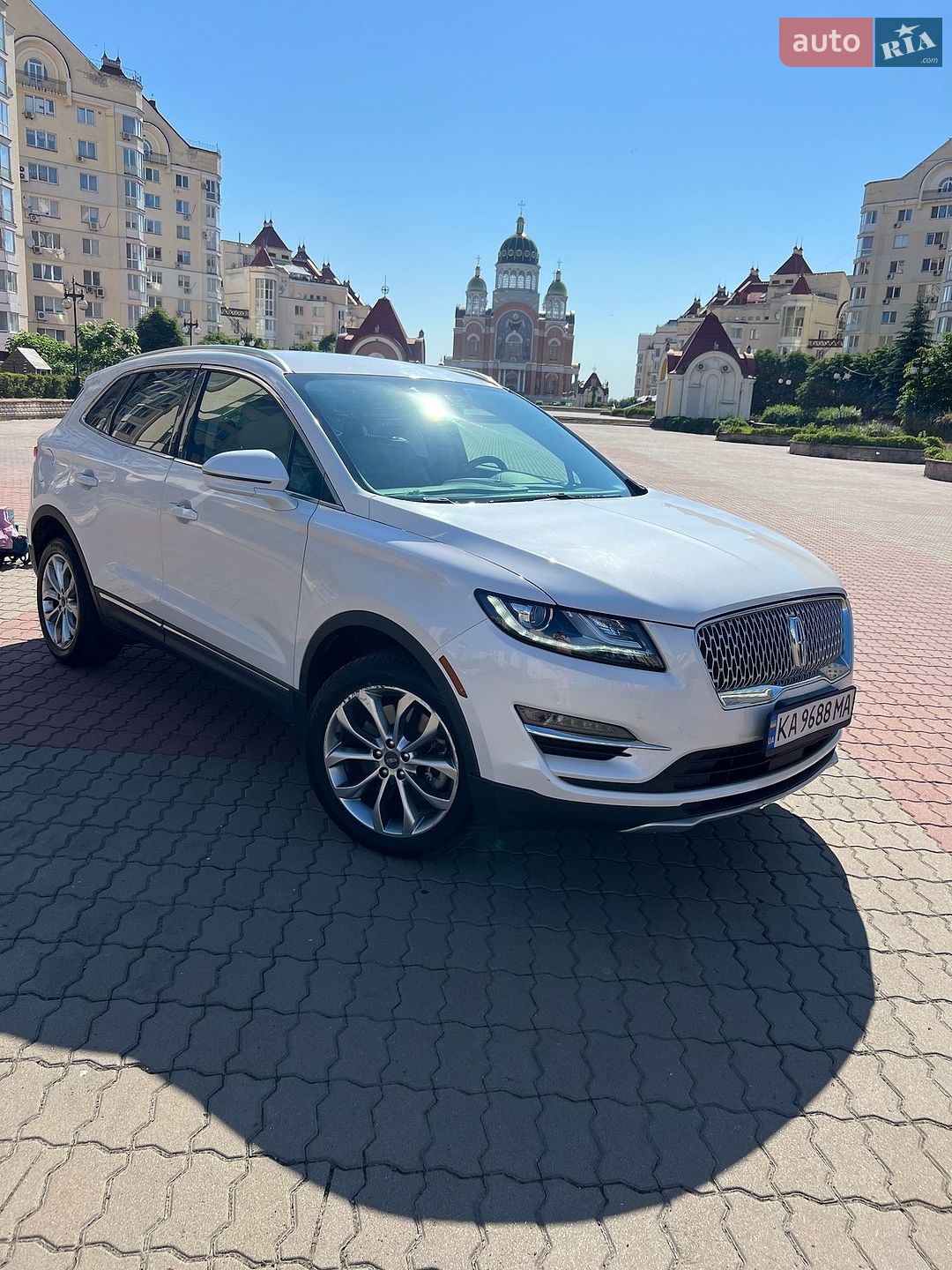 Lincoln MKC 2018 VIN 5LMCJ2D99KUL10053 фото оголошення 36 з 64