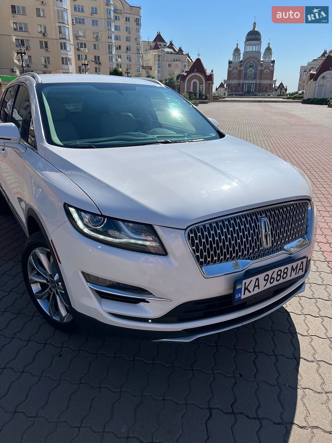 Lincoln MKC 2018 VIN 5LMCJ2D99KUL10053 фото оголошення 39 з 64