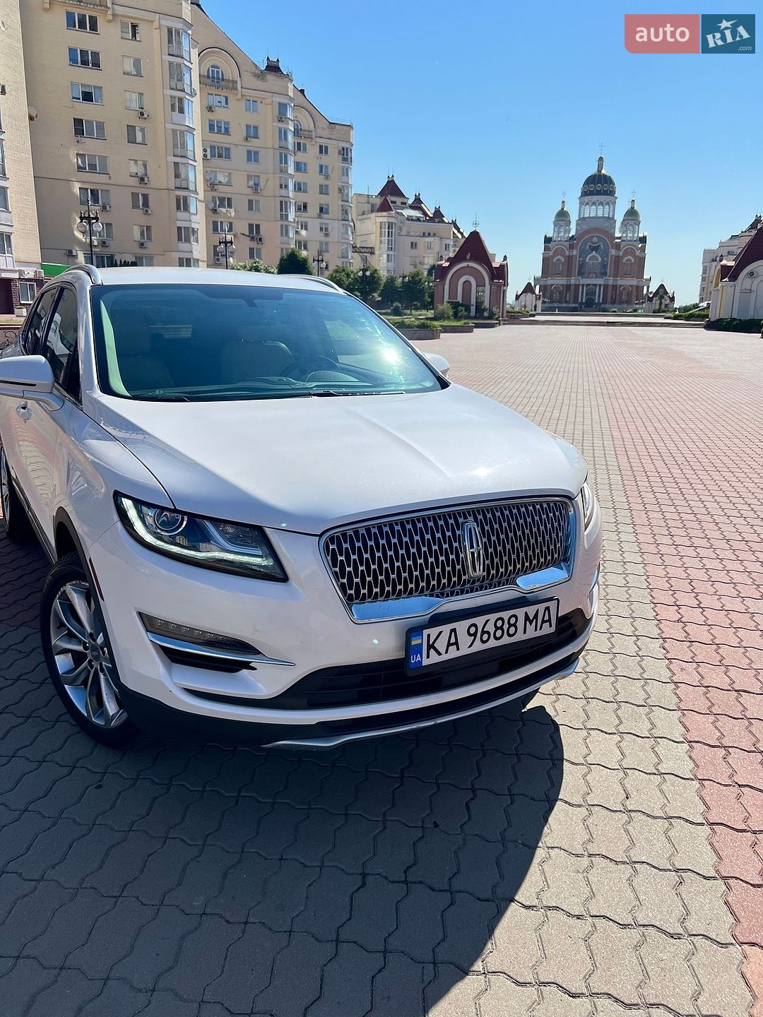 Lincoln MKC 2018 VIN 5LMCJ2D99KUL10053 фото оголошення 41 з 64
