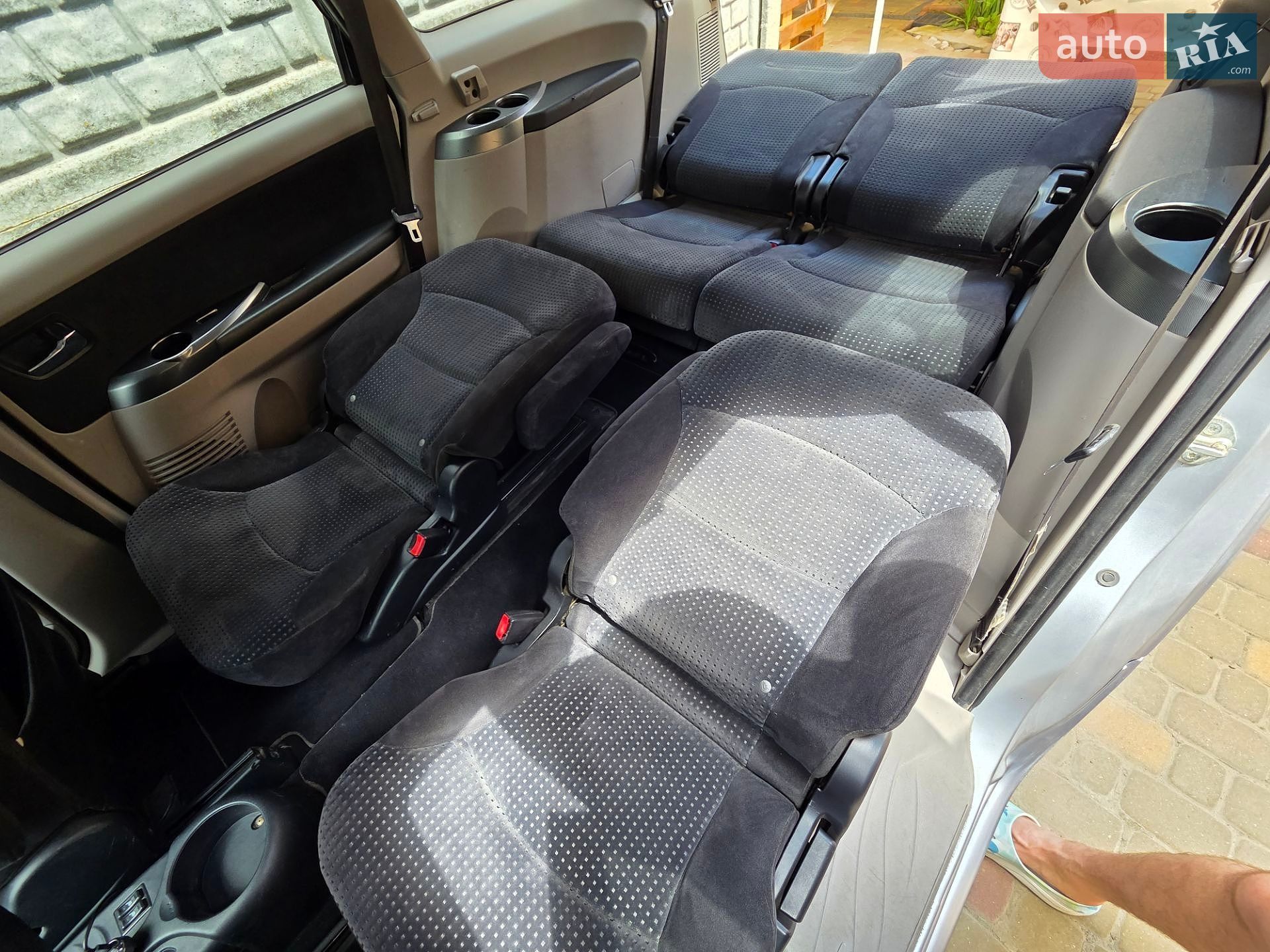 Mitsubishi Grandis 2006 VIN JMBLRNA4W6Z001272 фото оголошення 42 з 60