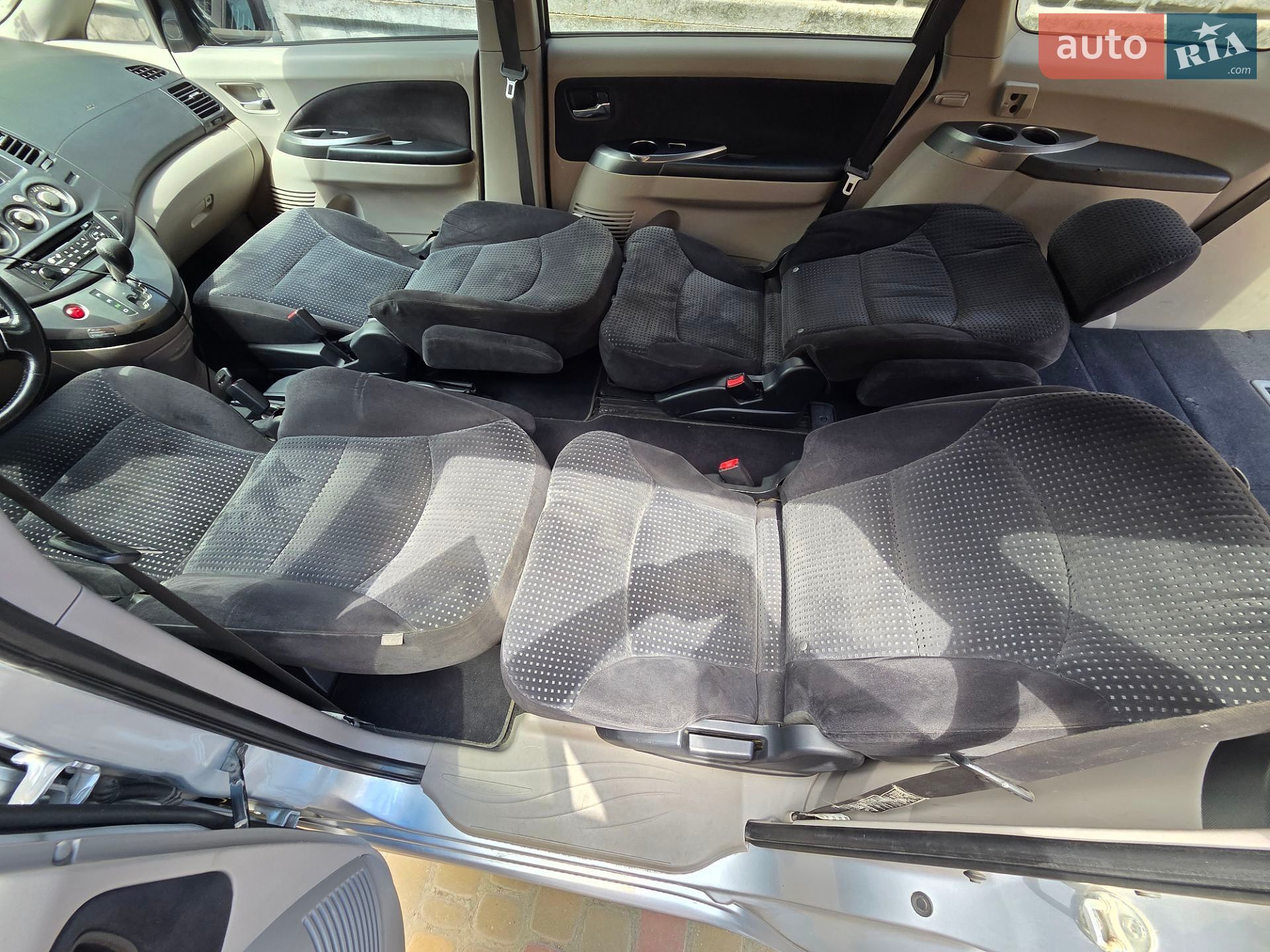 Mitsubishi Grandis 2006 VIN JMBLRNA4W6Z001272 фото оголошення 39 з 60