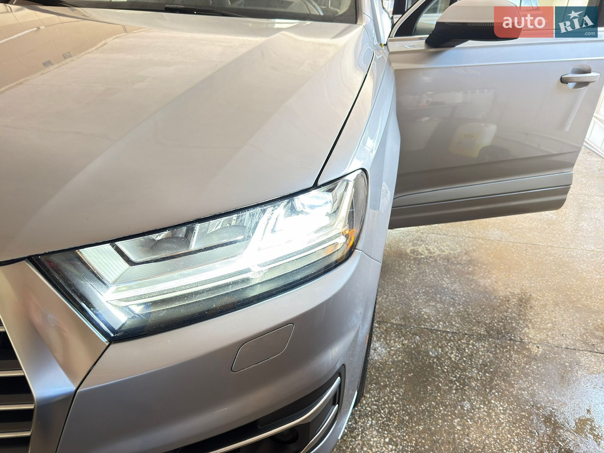 Audi Q7 2018 VIN WA1VAAF73JD031065 фото оголошення 39 з 50