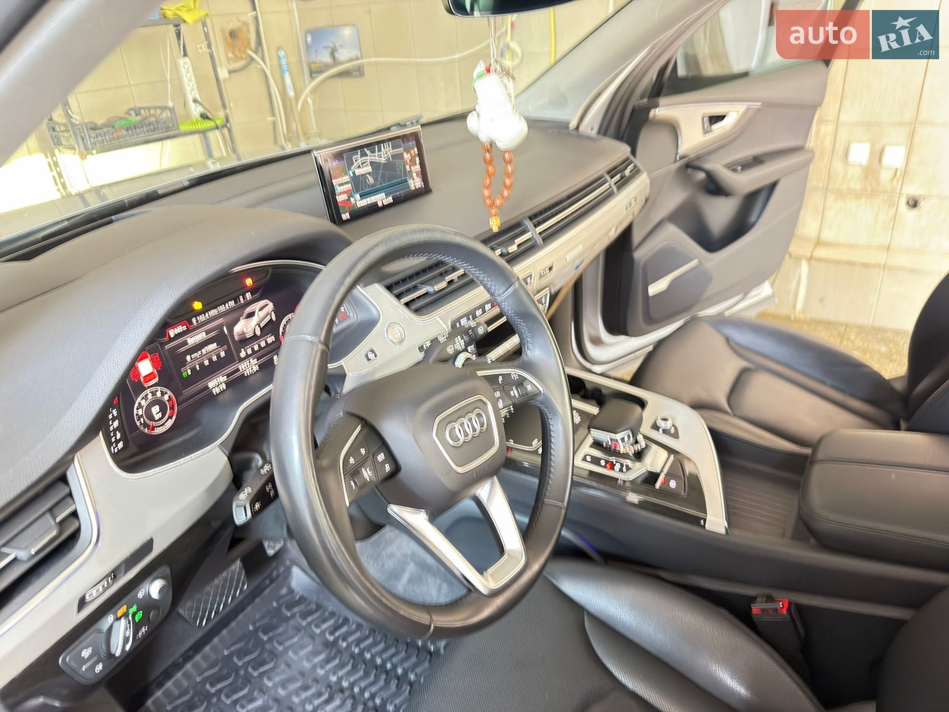 Audi Q7 2018 VIN WA1VAAF73JD031065 фото оголошення 48 з 50