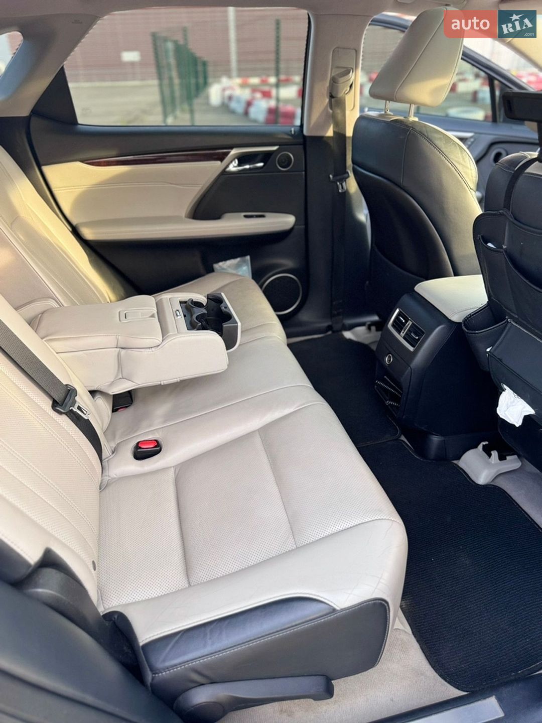 Lexus RX 2017 VIN 2T2ZZMCA9HC084034 фото оголошення 14 з 21