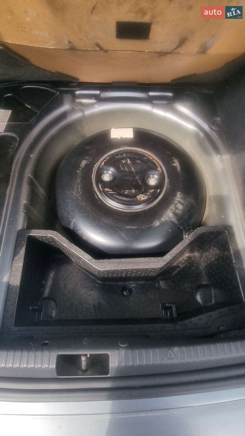 Skoda Rapid 2013 VIN TMBAD4NH9DB100784 фото оголошення 15 з 27
