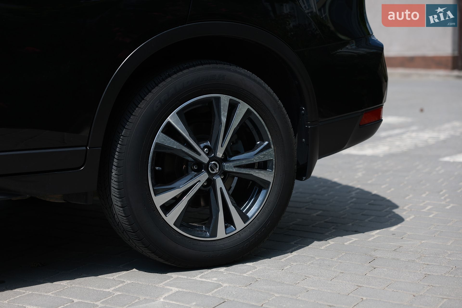 Nissan X-Trail 2019 VIN JN1TANT32U0100569 фото оголошення 4 з 37