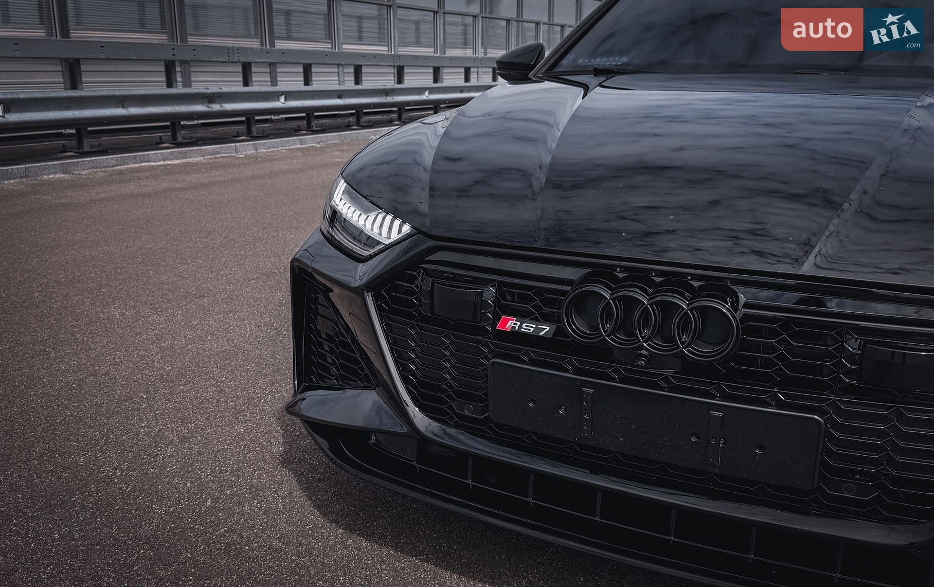 Audi S7 Sportback 2019 VIN WAUPFAF23LN017116 фото оголошення 4 з 26