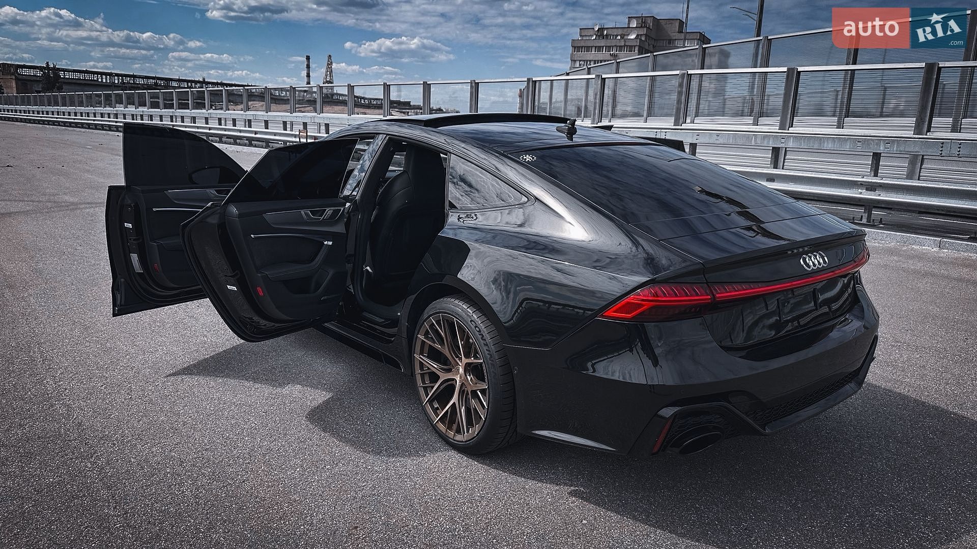 Audi S7 Sportback 2019 VIN WAUPFAF23LN017116 фото оголошення 9 з 26