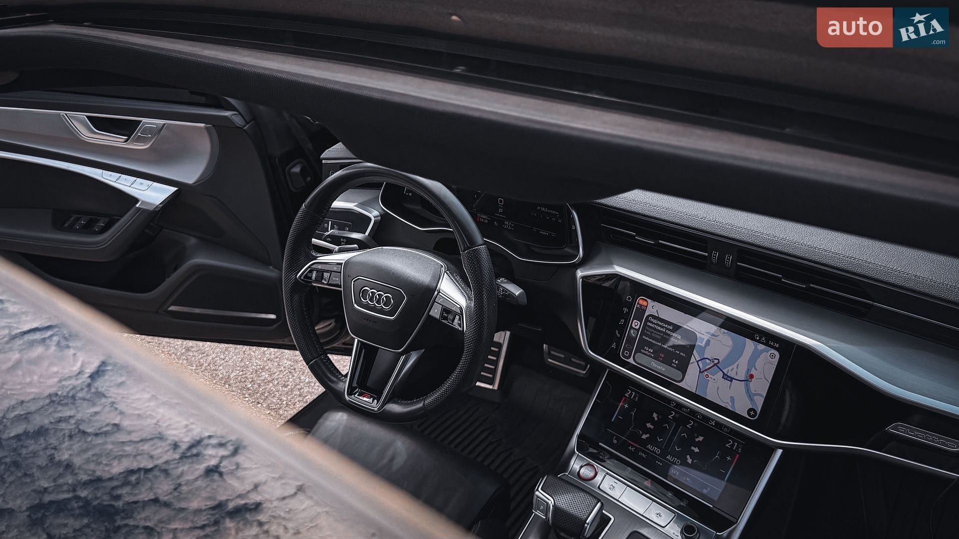 Audi S7 Sportback 2019 VIN WAUPFAF23LN017116 фото оголошення 13 з 26