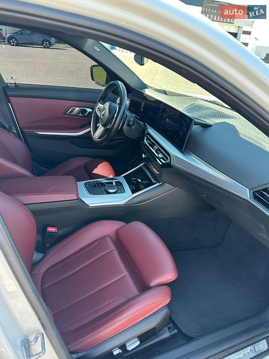 BMW 3 Series 2023 VIN 3MW49FF01P8D15467 фото оголошення 9 з 11
