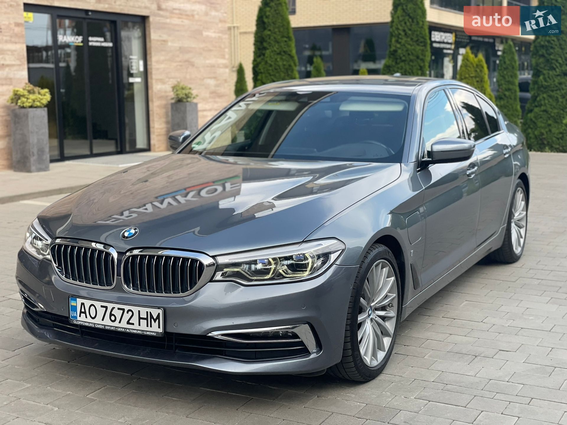 BMW 5 Series 2019 VIN WBAJA91080B465843 фото оголошення 2 з 54