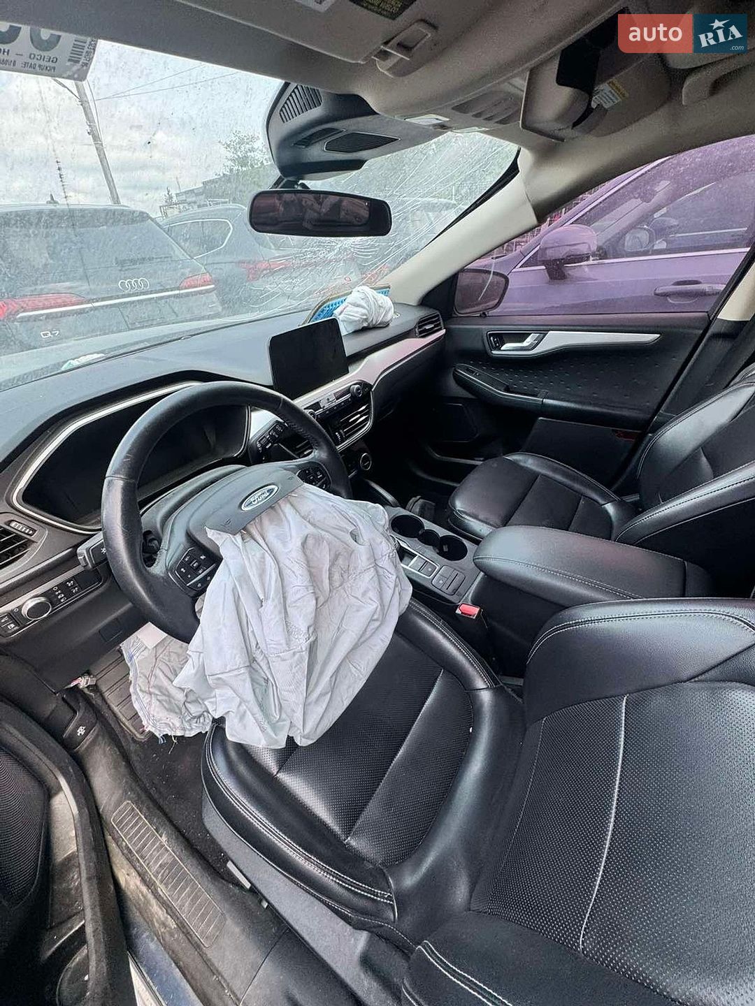 Ford Escape 2020 VIN 1FMCU0BZ2LUC00447 фото оголошення 17 з 19