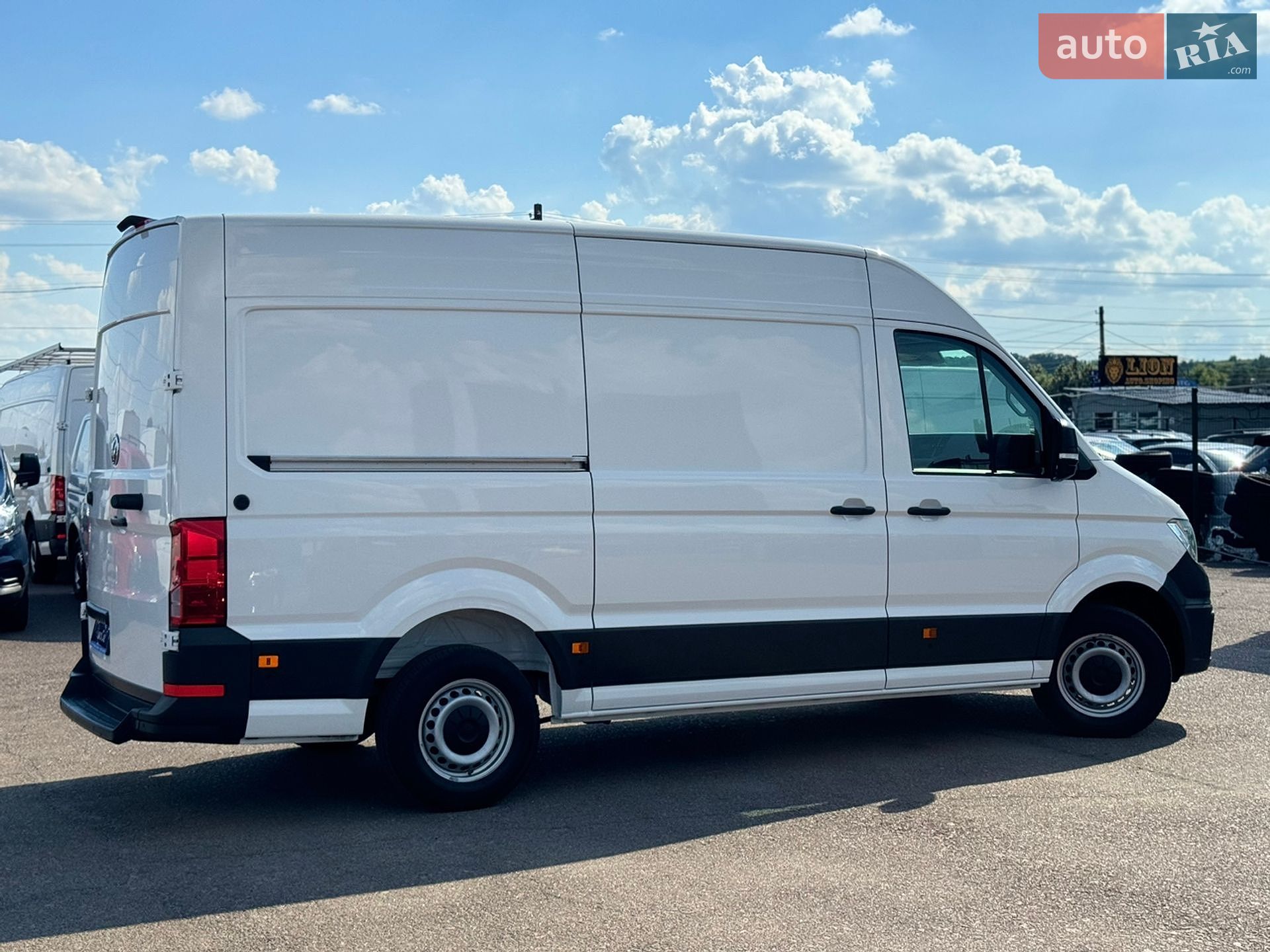 Volkswagen Crafter 2023 VIN WV1ZZZSY8P9059040 фото оголошення 13 з 110