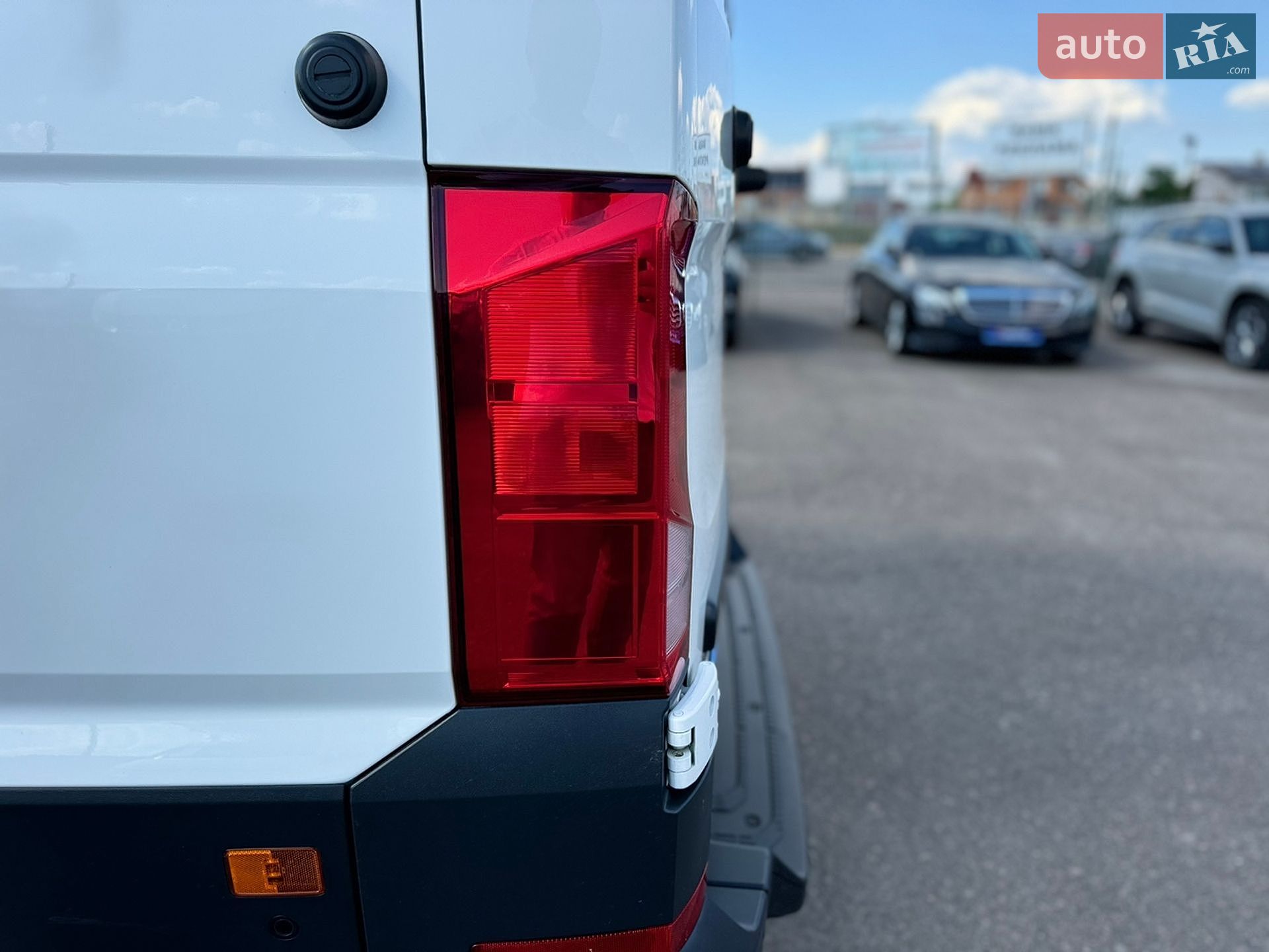 Volkswagen Crafter 2023 VIN WV1ZZZSY8P9059040 фото оголошення 32 з 110