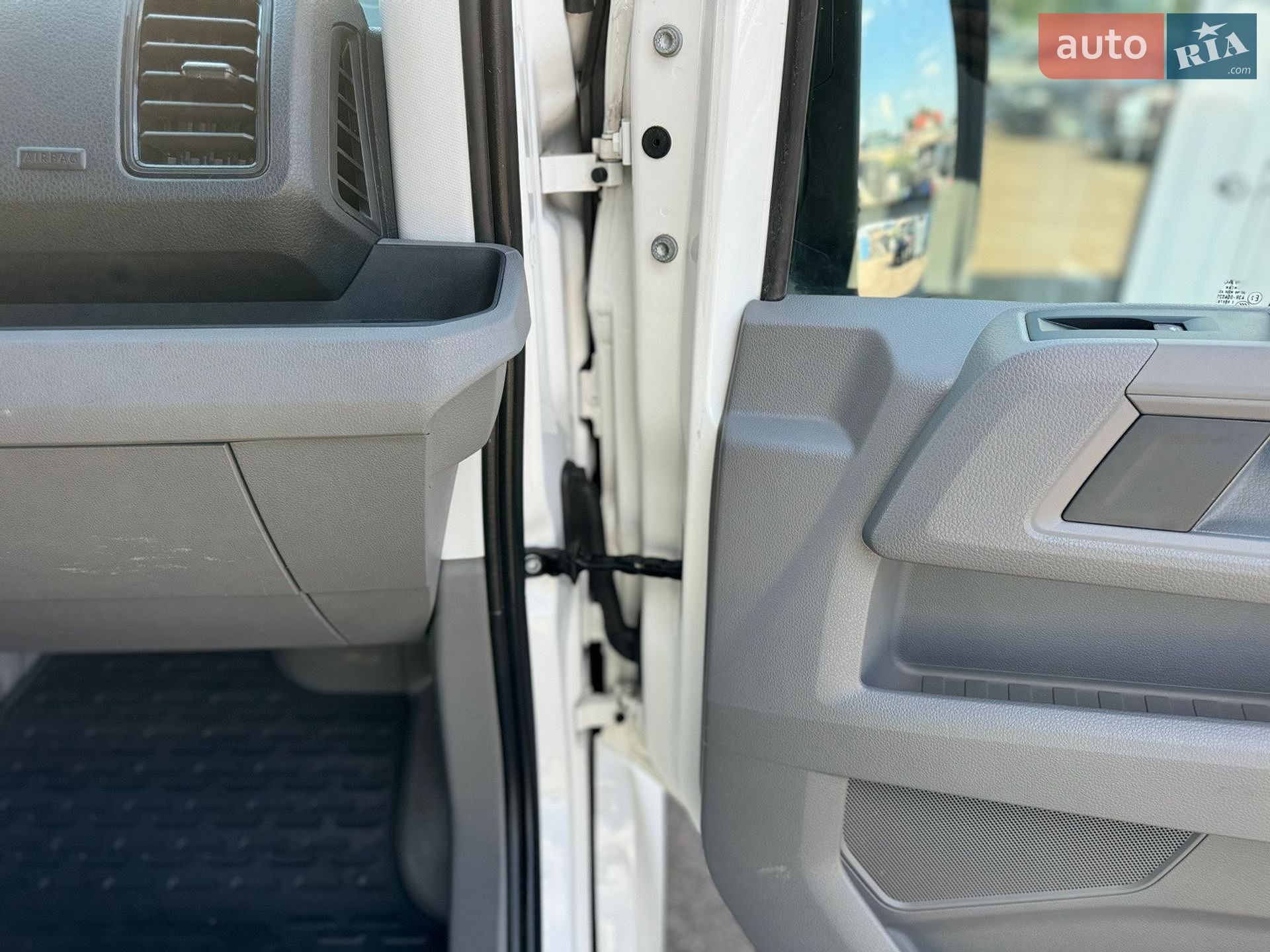 Volkswagen Crafter 2023 VIN WV1ZZZSY8P9059040 фото оголошення 77 з 110