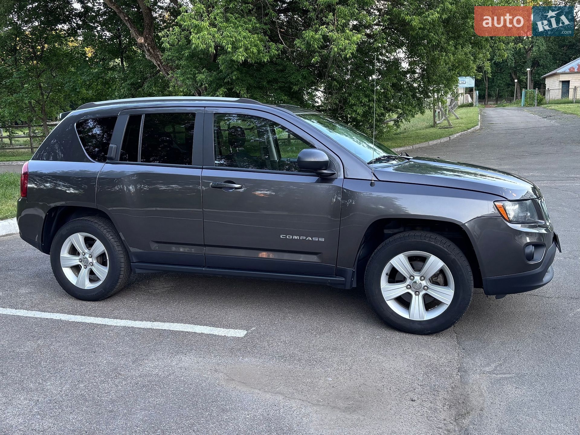Jeep Compass 2016 VIN 1C4NJDBB6GD714341 фото оголошення 5 з 11
