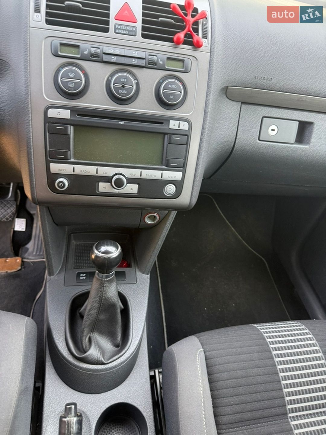 Volkswagen Touran 2009 VIN WVGZZZ1TZ9W084819 фото оголошення 8 з 20