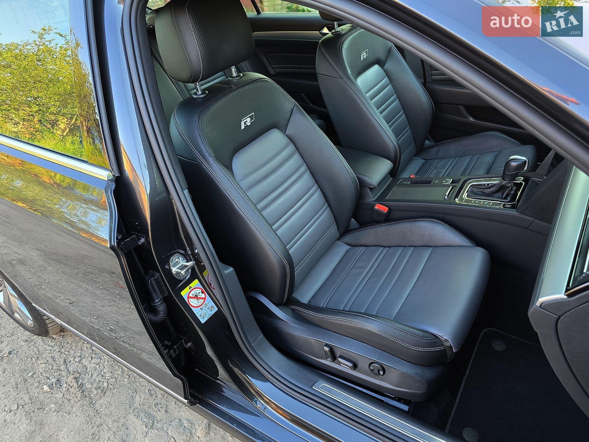 Volkswagen Passat 2021 VIN WVWZZZ3CZME120700 фото оголошення 37 з 59