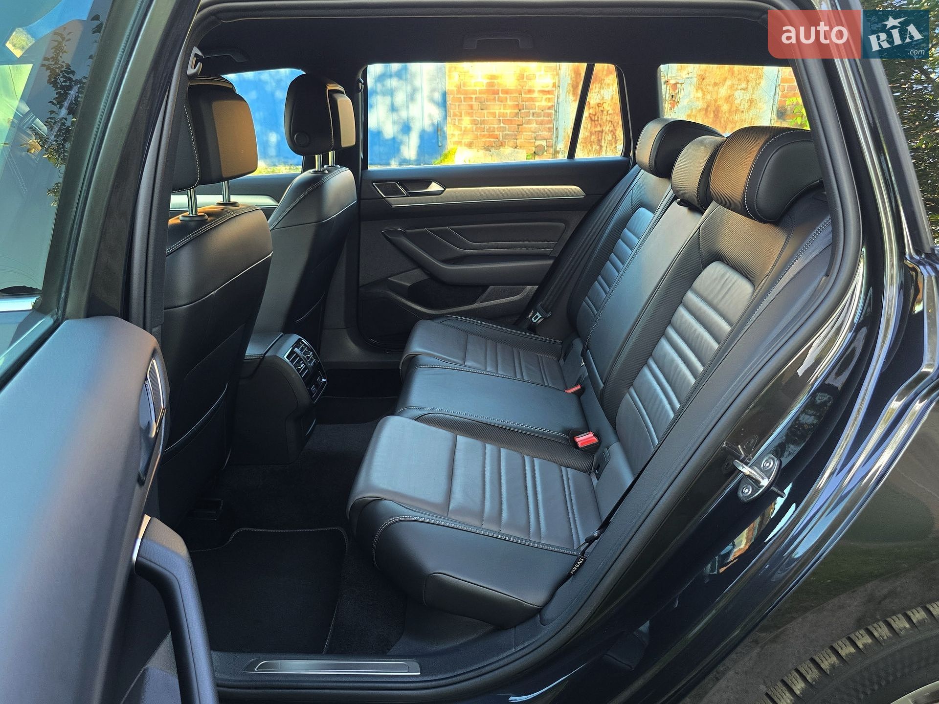 Volkswagen Passat 2021 VIN WVWZZZ3CZME120700 фото оголошення 43 з 59