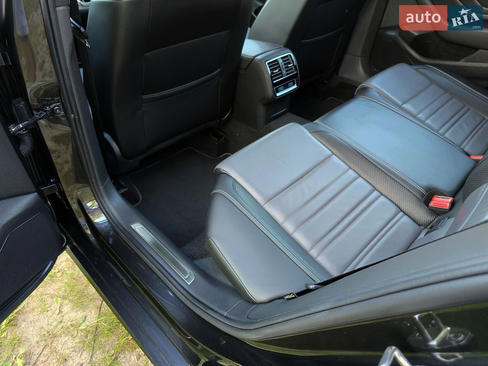 Volkswagen Passat 2021 VIN WVWZZZ3CZME120700 фото оголошення 44 з 59