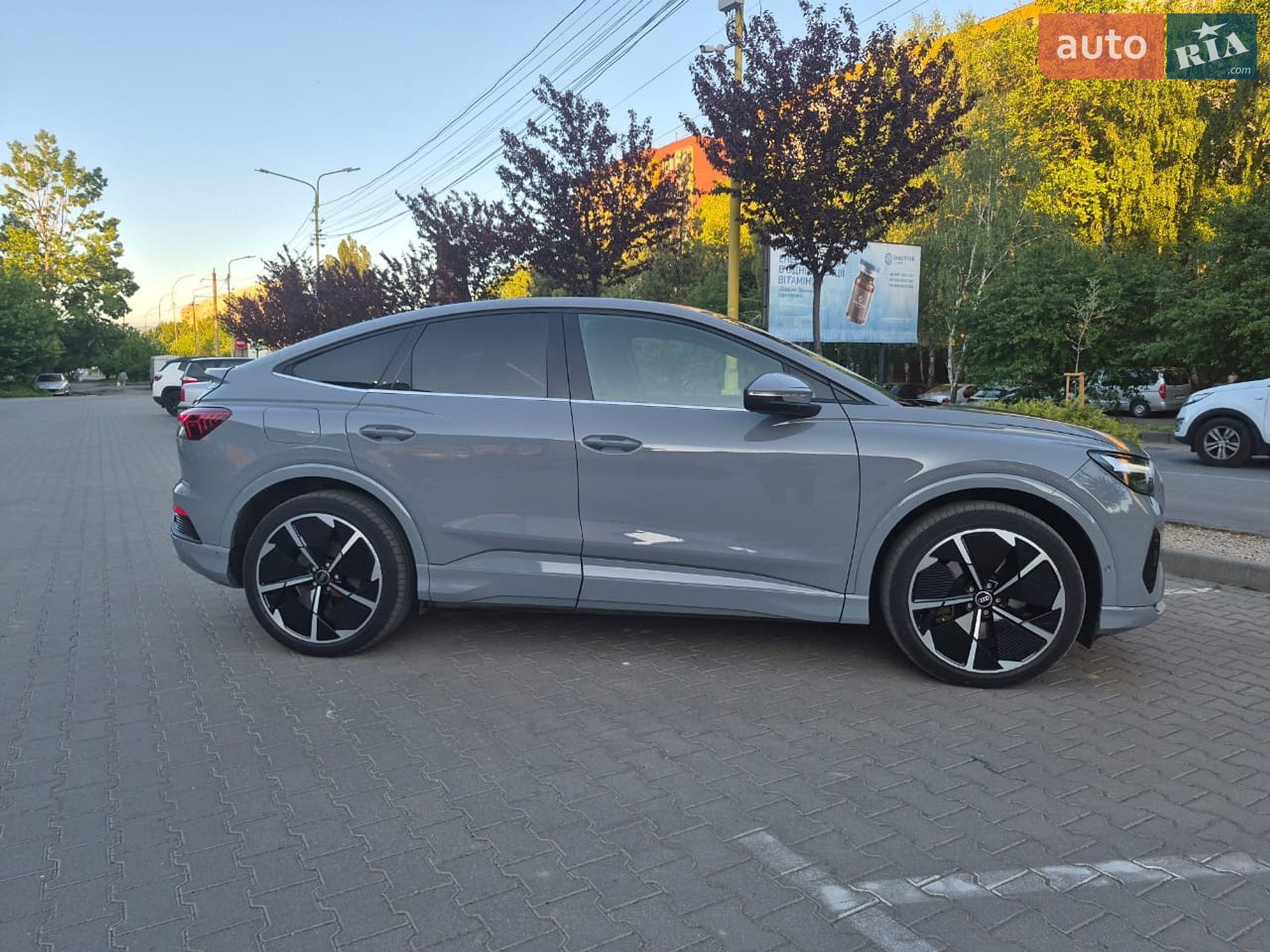 Audi Q4 Sportback e-tron 2022 VIN WAUZZZFZ9PP012301 фото оголошення 5 з 12