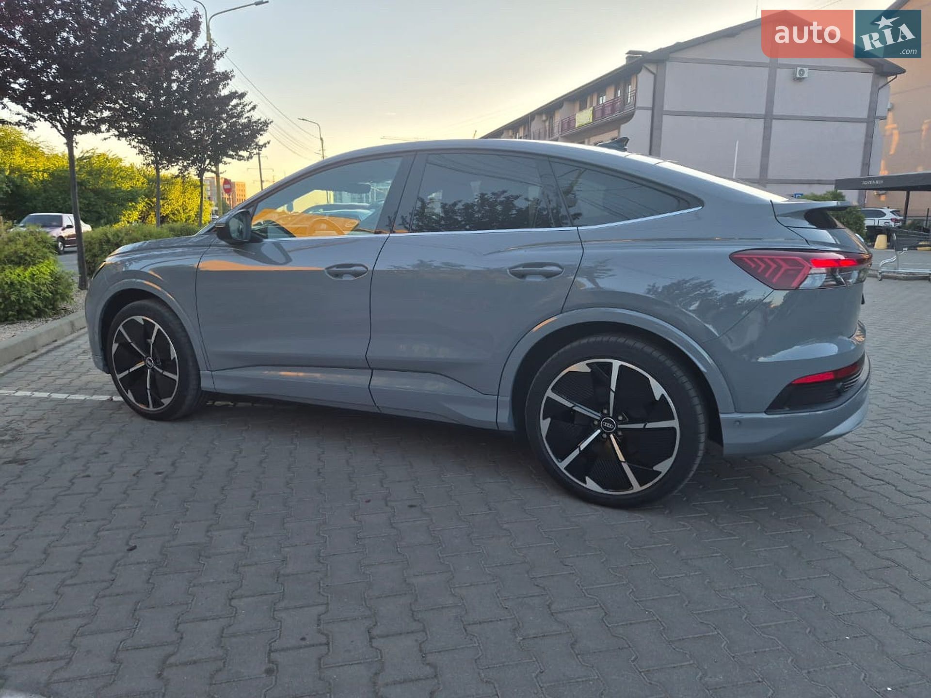 Audi Q4 Sportback e-tron 2022 VIN WAUZZZFZ9PP012301 фото оголошення 7 з 12