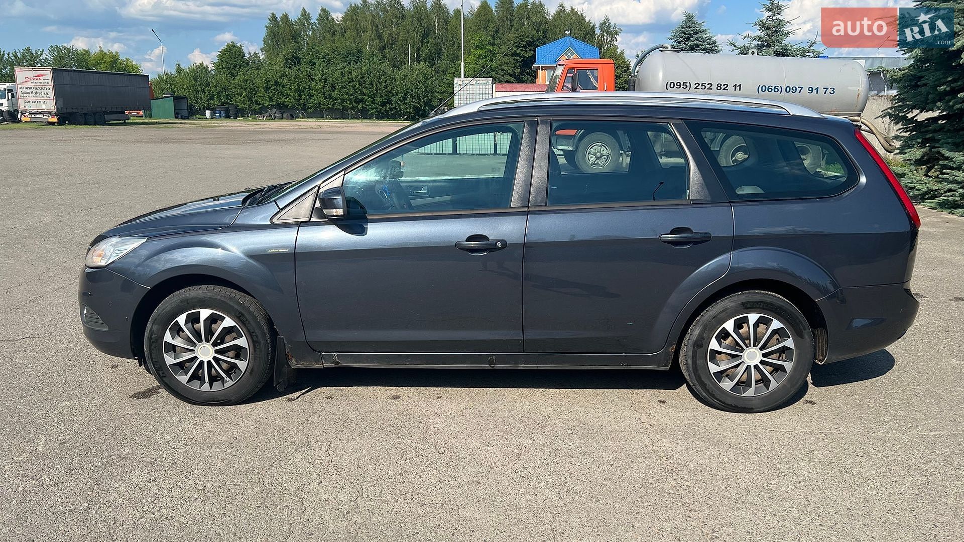 Ford Focus 2010 VIN WF0SXXGCDSAP61795 фото оголошення 6 з 16