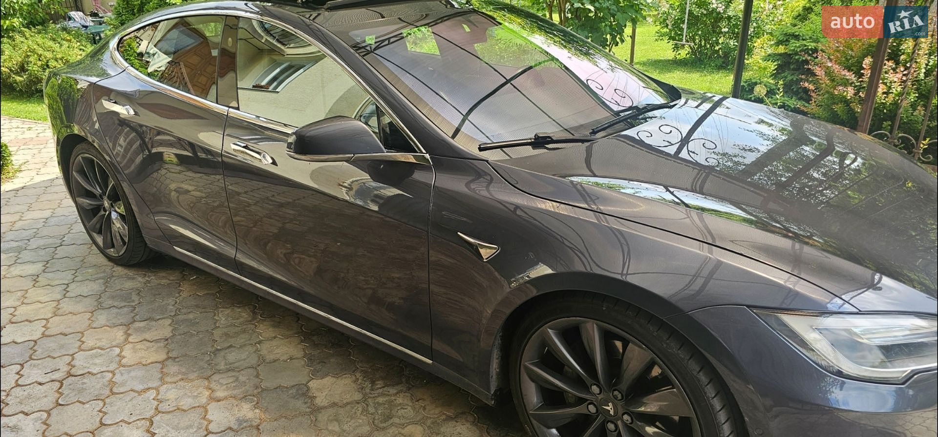 Tesla Model S 2017 VIN 5YJSA7E23HF209125 фото оголошення 8 з 12