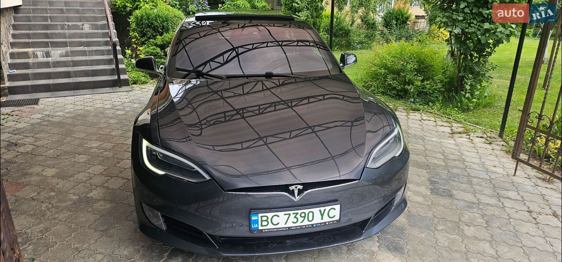 Tesla Model S 2017 VIN 5YJSA7E23HF209125 фото оголошення 10 з 12