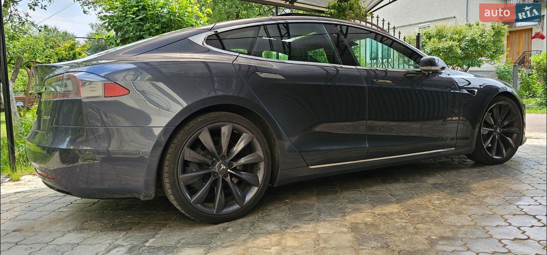 Tesla Model S 2017 VIN 5YJSA7E23HF209125 фото оголошення 12 з 12