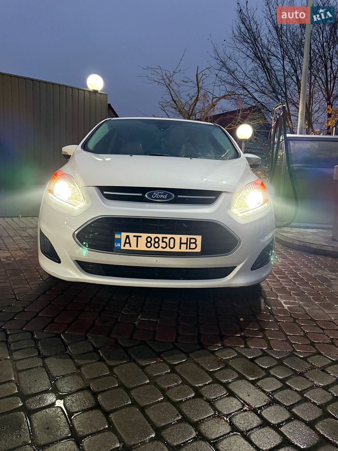 Ford C-Max 2017 VIN 1FADP5EU2HL102714 фото оголошення 4 з 18