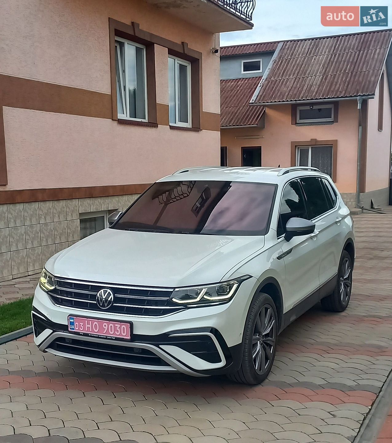 Volkswagen Tiguan 2022 VIN WVGZZZ5NZNM136690 фото оголошення 42 з 47