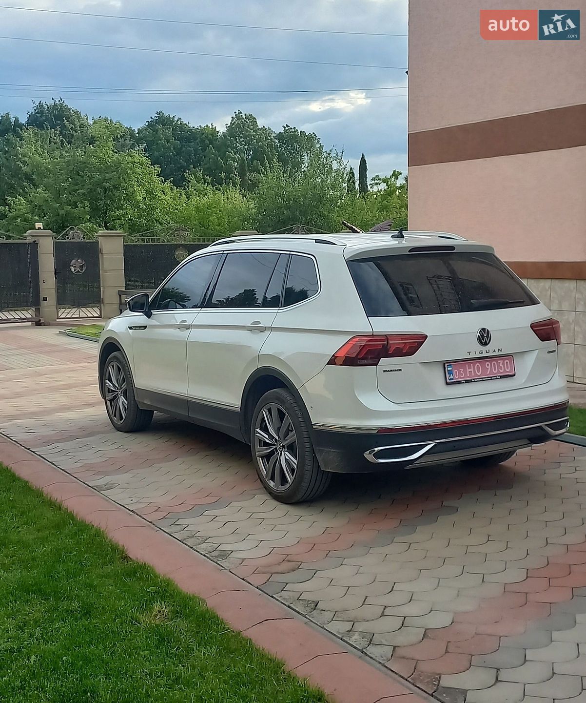 Volkswagen Tiguan 2022 VIN WVGZZZ5NZNM136690 фото оголошення 47 з 47