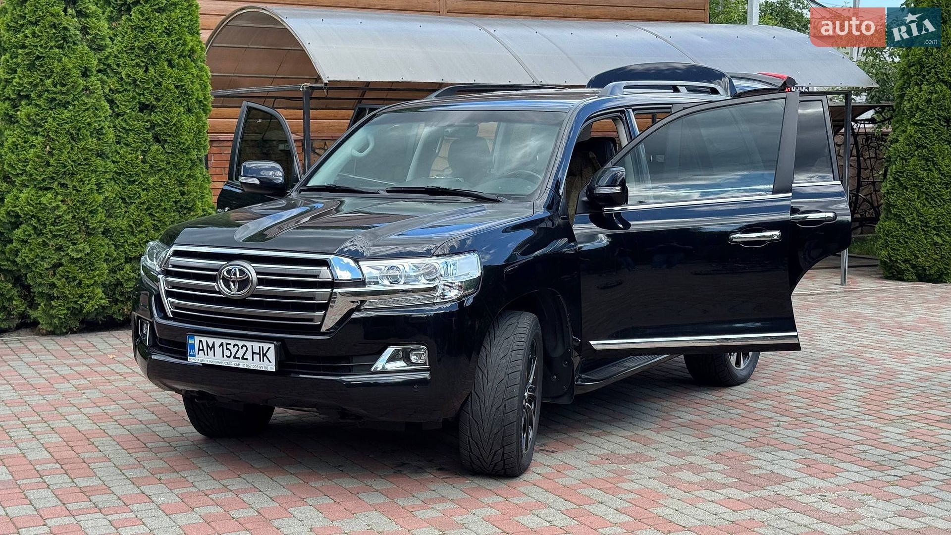Toyota Land Cruiser 2021 VIN JTMCV05J304330420 фото оголошення 5 з 22