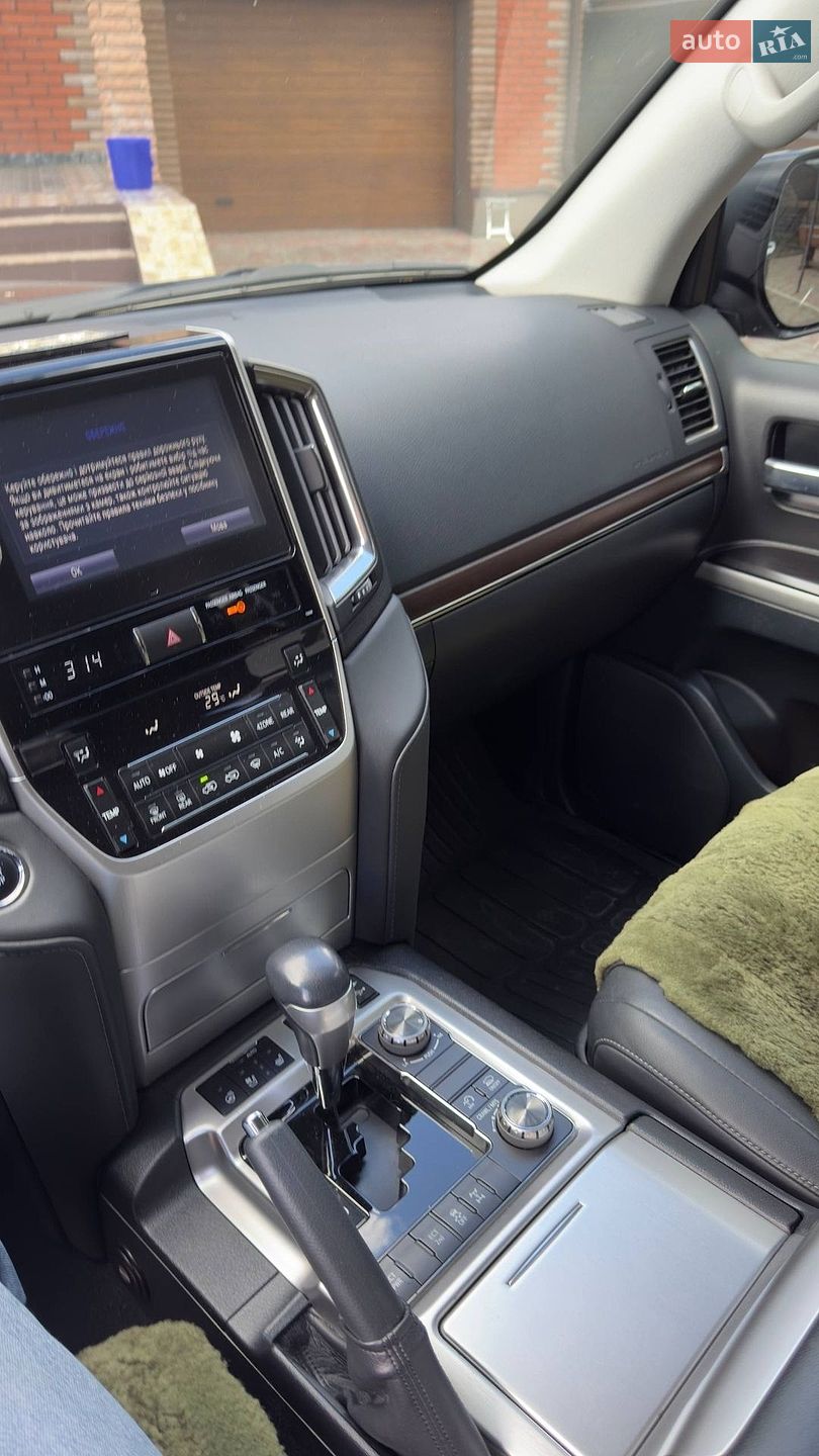 Toyota Land Cruiser 2021 VIN JTMCV05J304330420 фото оголошення 10 з 22