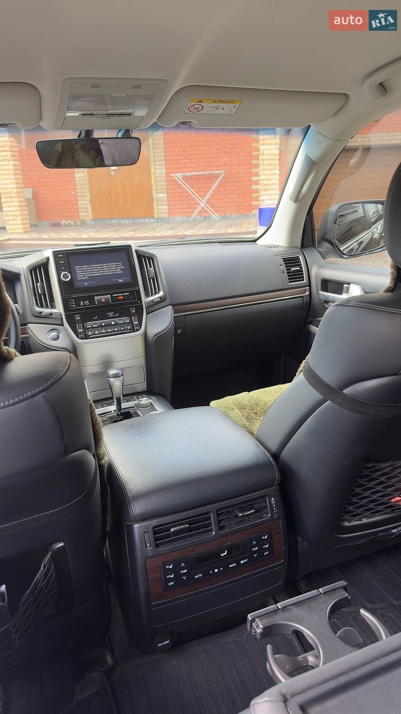 Toyota Land Cruiser 2021 VIN JTMCV05J304330420 фото оголошення 14 з 22