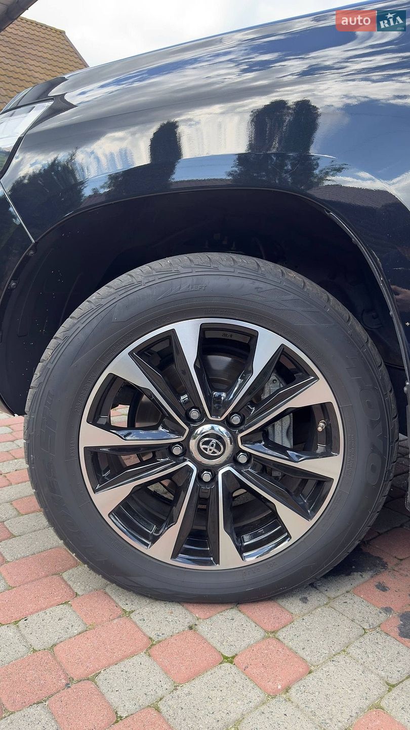 Toyota Land Cruiser 2021 VIN JTMCV05J304330420 фото оголошення 15 з 22