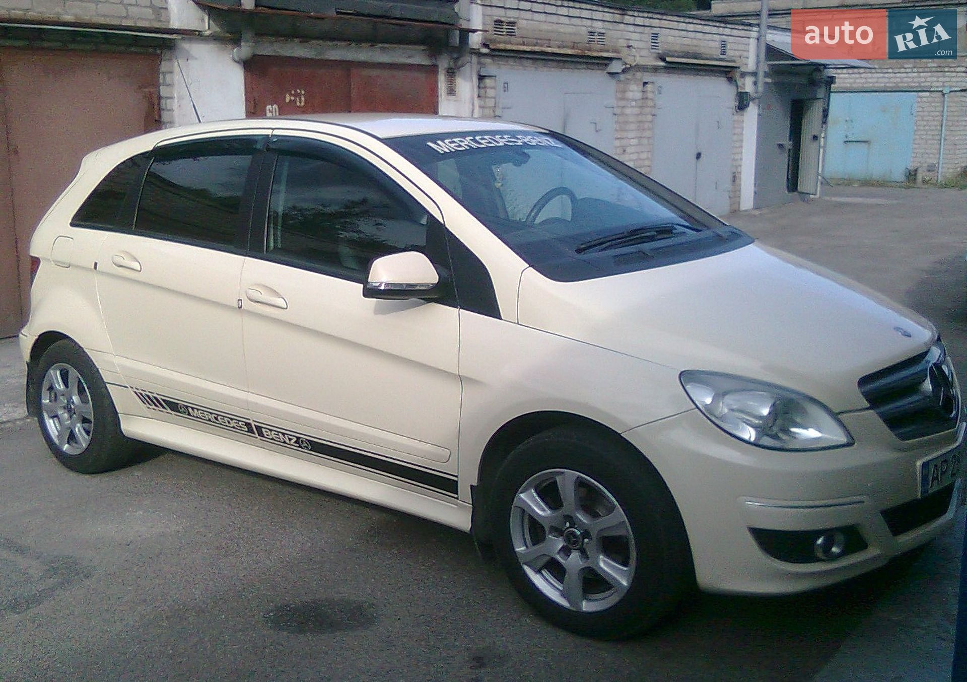 Mercedes-Benz B-Class 2011 VIN WDD2452071J696280 фото оголошення 5 з 12