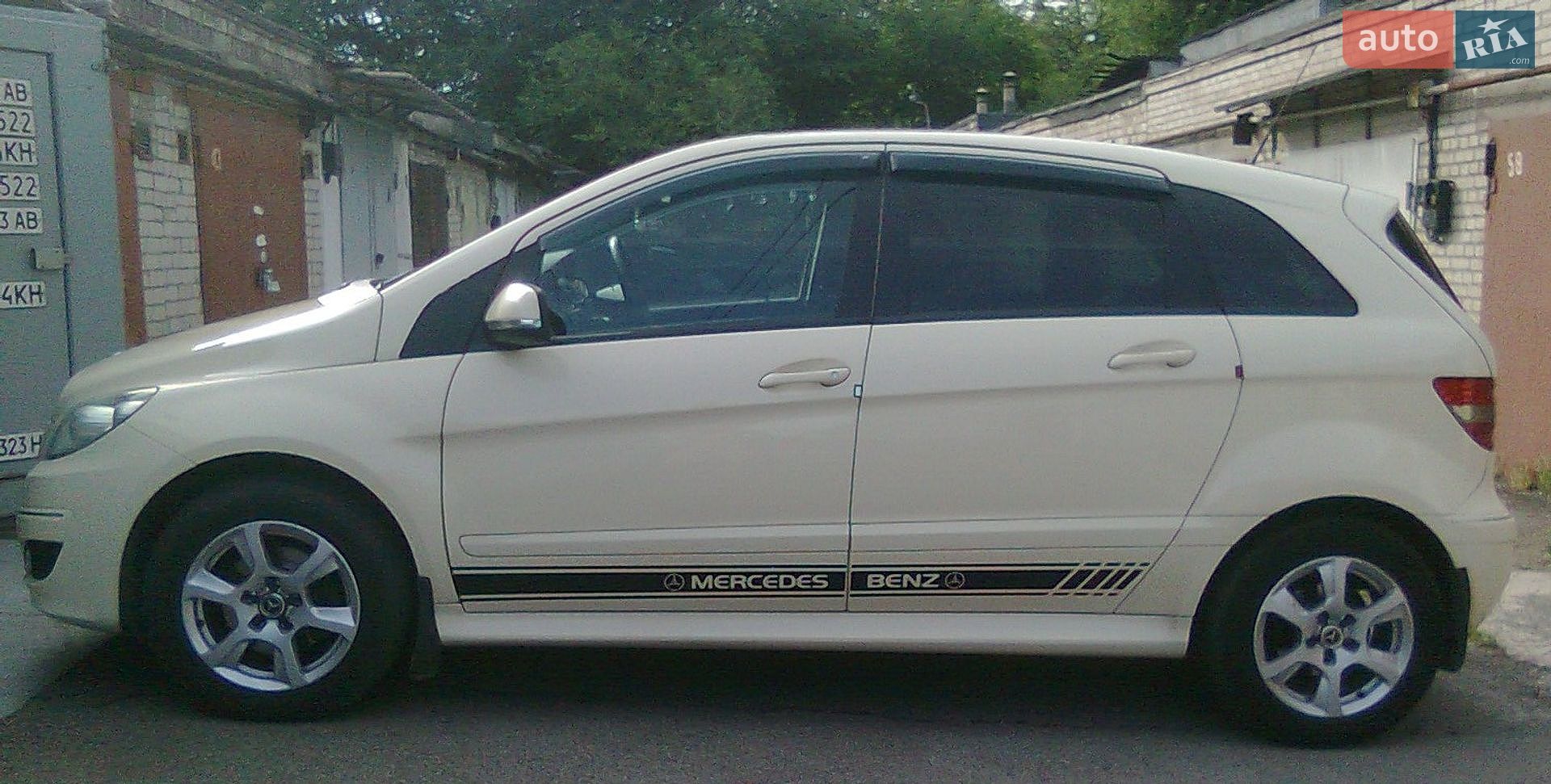 Mercedes-Benz B-Class 2011 VIN WDD2452071J696280 фото оголошення 11 з 12