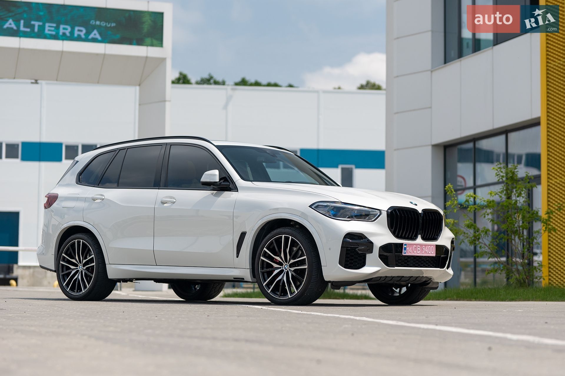 BMW X5 2023 VIN 5UXCR4C07P9R91840 фото оголошення 2 з 90
